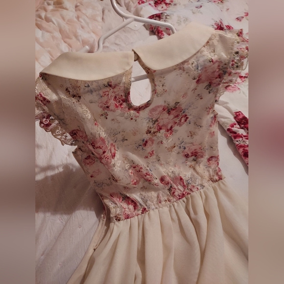 Ext. Rare Liz Lisa Flower Top - Picture 13 of 16